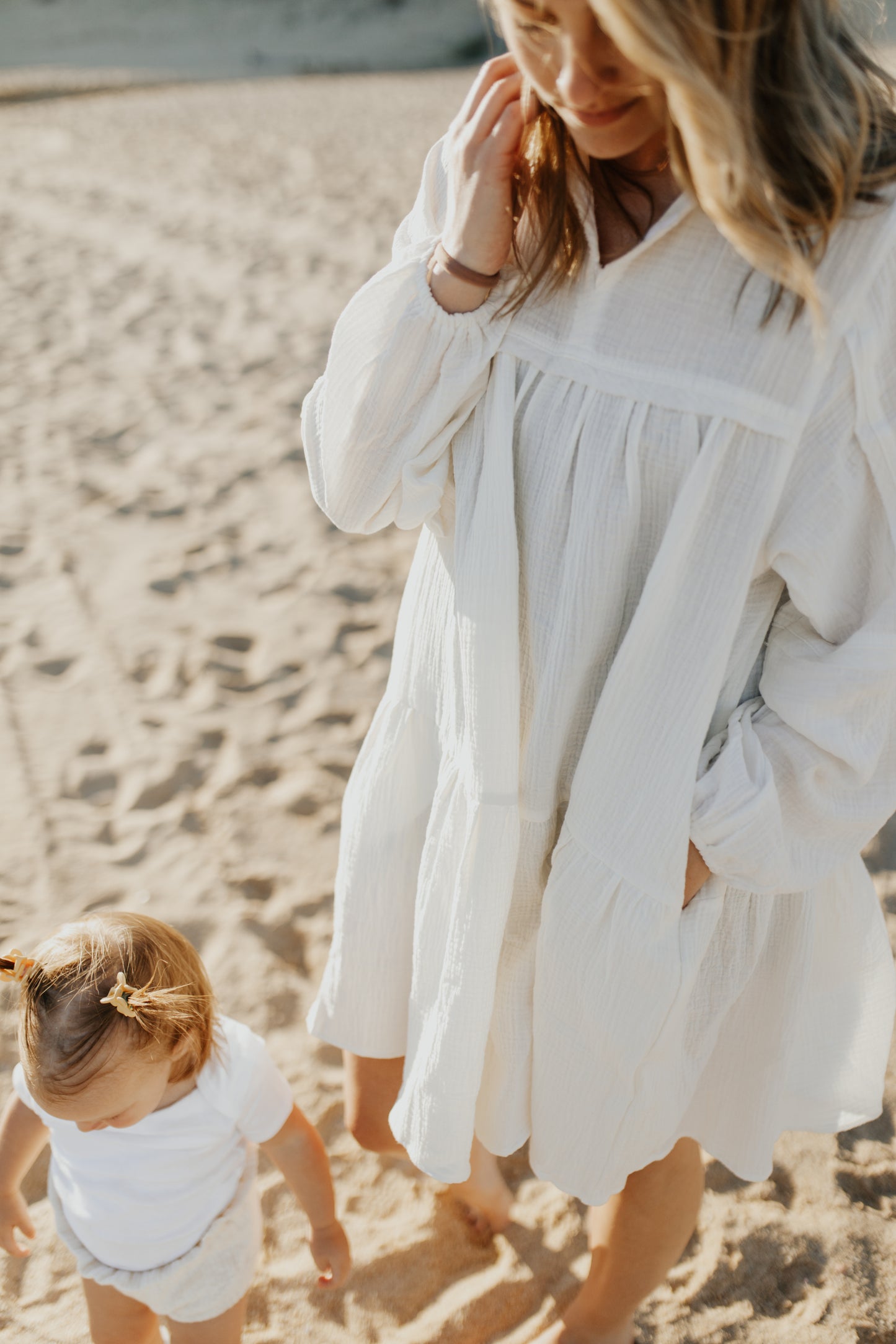 Perfect flowy dress for mamas. Also great for pregnancy and growing bumps!