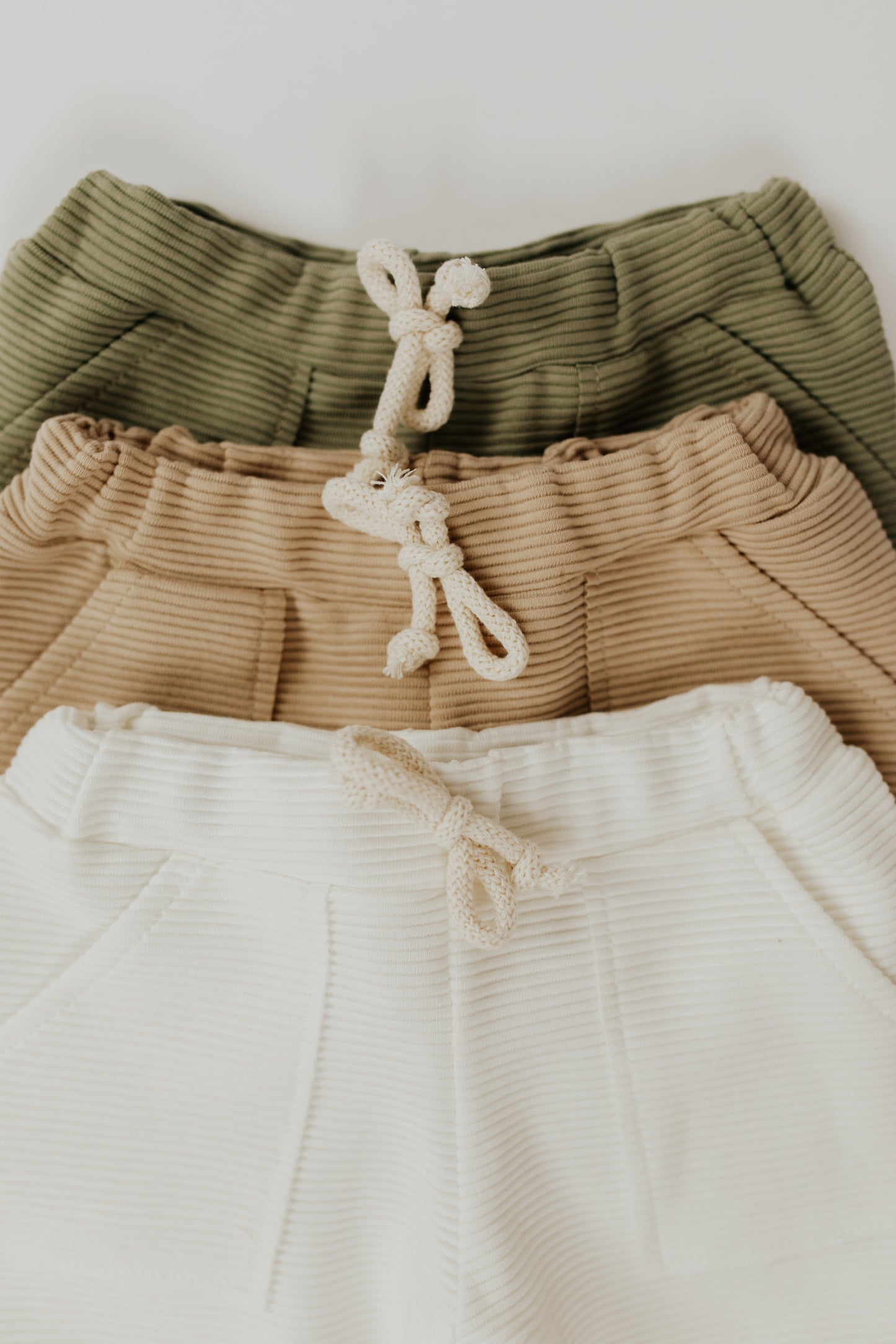 Ribbed Shorts | Olive